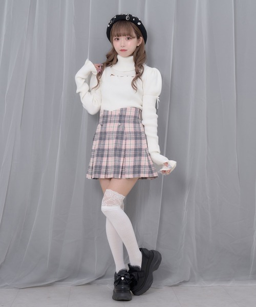 Honey Cinnamon(ハニーシナモン)の「カットアウトラインストーンタートルニット(ニット/セーター・レディース・ブラック/ホワイト/ピンク・FREE)」の7枚目の写真