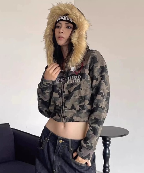 セール】ファー付きビジューカモフラショートパーカー／2WAYデザイン