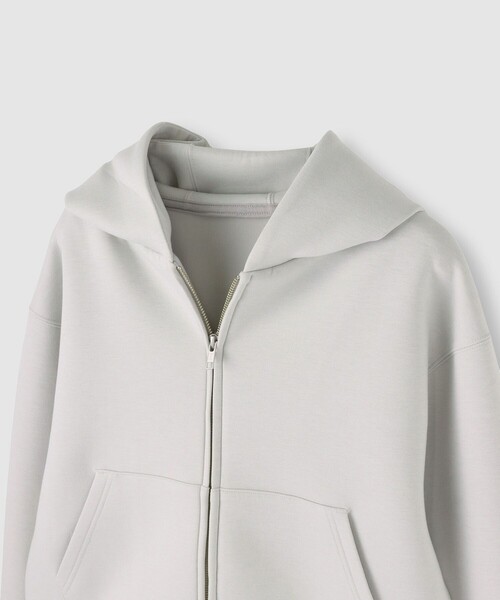 allureville(アルアバイル)の「◇エアクッションフーディー(パーカー・レディース・ライトグレー/チャコールグレー・2)」の4枚目の写真