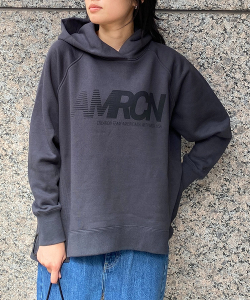 AMERICANA(アメリカーナ)の「【AMERICANA×MICA&DEAL/ アメリカーナ×マイカ】parka 裏起毛ロゴパーカー/ スウェット / フーディー(パーカー・レディース・ダークネイビー/チャコールグレー/ブラウン・フリー)」の8枚目の写真