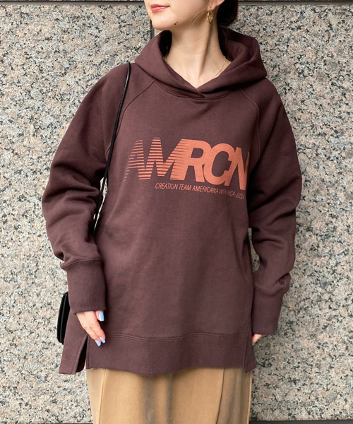 AMERICANA(アメリカーナ)の「【AMERICANA×MICA&DEAL/ アメリカーナ×マイカ】parka 裏起毛ロゴパーカー/ スウェット / フーディー(パーカー・レディース・ダークネイビー/チャコールグレー/ブラウン・フリー)」の11枚目の写真