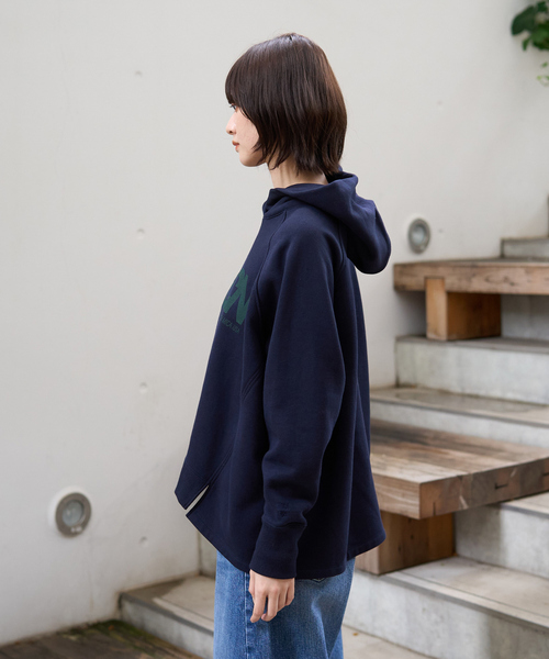 AMERICANA(アメリカーナ)の「【AMERICANA×MICA&DEAL/ アメリカーナ×マイカ】parka 裏起毛ロゴパーカー/ スウェット / フーディー(パーカー・レディース・ダークネイビー/チャコールグレー/ブラウン・フリー)」の22枚目の写真
