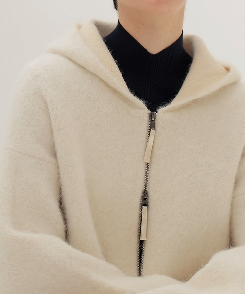 DRESSLAVE（ドレスレイブ）の「alpaca shaggy zip hoodie(アルパカシャギージップフーディー)（カーディガン/ボレロ・レディース・グレー/ホワイト・38）」の14枚目の写真