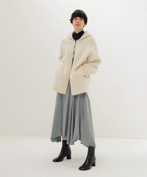 DRESSLAVE（ドレスレイブ）の「alpaca shaggy zip hoodie(アルパカシャギージップフーディー)（カーディガン/ボレロ・レディース・グレー/ホワイト・38）」の4枚目の写真