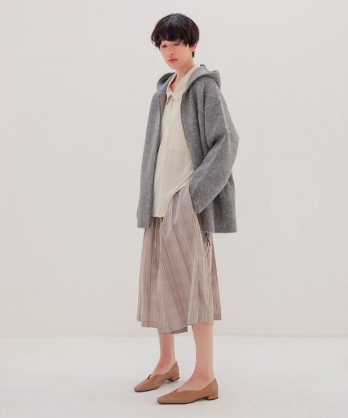 DRESSLAVE(ドレスレイブ)の「alpaca shaggy zip hoodie(アルパカシャギージップフーディー)(カーディガン/ボレロ・レディース・グレー/ホワイト・38)」の22枚目の写真