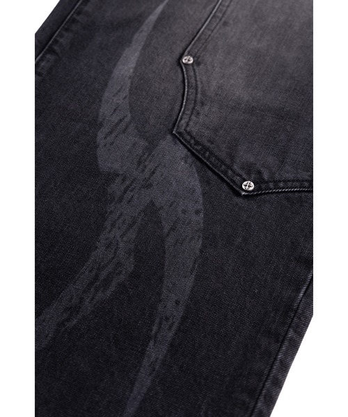 SUPPLIER（サプライヤー）の「バギーデニム｜Vintage Wash Tribal Double Knee Baggy Jeans｜SUPPLIER（デニムパンツ・メンズ・インディゴブルー/ブラック・SMALL/MEDIUM/LARGE/X-LARGE）」の4枚目の写真