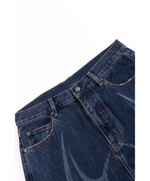 SUPPLIER（サプライヤー）の「バギーデニム｜Vintage Wash Tribal Double Knee Baggy Jeans｜SUPPLIER（デニムパンツ・メンズ・インディゴブルー/ブラック・SMALL/MEDIUM/LARGE/X-LARGE）」の16枚目の写真