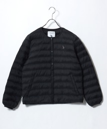 U.S. POLO ASSN.（ユーエスポロアッスン）の「U.S.POLO ASSN.  キルティング ノーカラー フェイクダウンジャケット/中わたインナーダウン レディース（ダウンジャケット/コート・メンズ）」