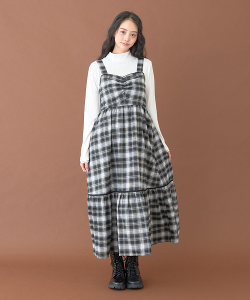 Mi-je(ミジェ)の「レーススリーブインナーカット【韓国ファッション】(Tシャツ/カットソー・レディース・ブラック/オフホワイト・F)」の3枚目の写真