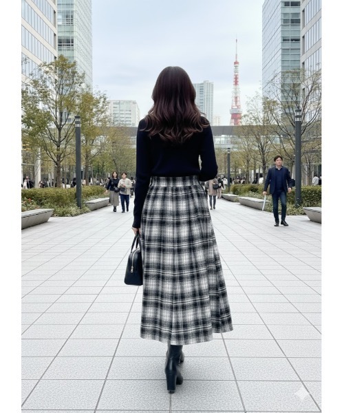 Day and Grade(デイアンドグレイド)の「【大人トラッド】クラシックチェック フレアロングスカート / 防シワ(スカート・レディース・ブラック系その他/ブラウン系その他・FREE)」の4枚目の写真