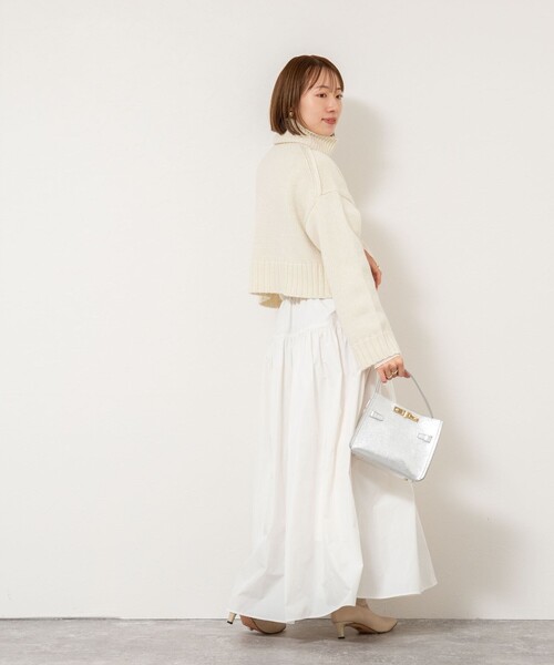 NOLLEY’S Sophi（ノーリーズソフィ）の「ブライト紡毛サイドジップショート丈タートルネック（その他トップス・レディース・ダークネイビー/オフホワイト・38）」の19枚目の写真