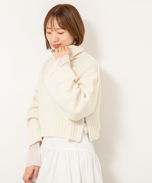NOLLEY’S Sophi（ノーリーズソフィ）の「ブライト紡毛サイドジップショート丈タートルネック（その他トップス・レディース・ダークネイビー/オフホワイト・38）」の16枚目の写真