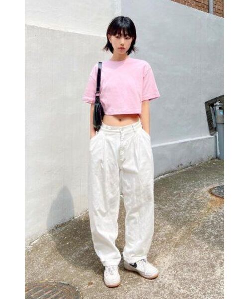 MUSINSA STANDARD WOMAN（ムシンサスタンダードウーマン）の「ウィメンズリラックスフィットクルーネッククロップTシャツ[ピンク]（Tシャツ/カットソー・レディース・その他・SMALL/MEDIUM/LARGE/X-SMALL）」の6枚目の写真
