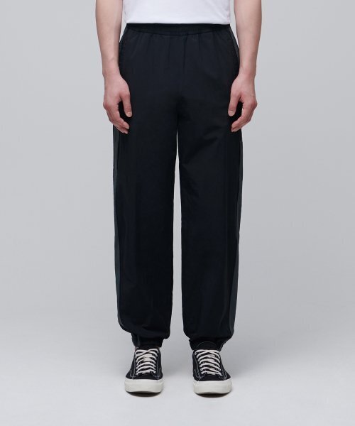 MUSINSA STANDARD（ムシンサスタンダード）の「ARMY IPFU トラックパンツ [ブラック]（スウェットパンツ・メンズ・その他・SMALL）」の2枚目の写真