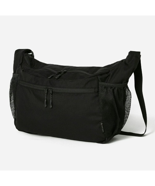 Snow Peak(スノーピーク)の「SNOW PEAK EVERYDAY USE MIDDLE SHOULDER BAG / スノーピーク エブリデイ ユーズ ミドル ショルダー バッグ / AC-25SU403(ショルダーバッグ・メンズ・ブラック/カーキ/グレー・FREE)」の1枚目の写真
