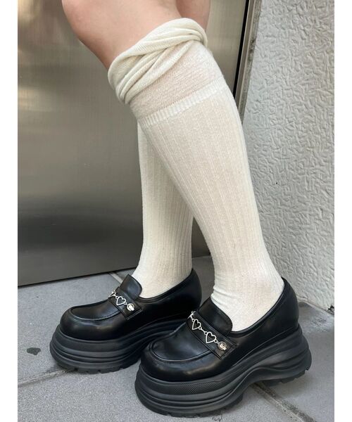 EMODA(エモダ)の「ハートチェーンローファー(ローファー・レディース・ブラック/ブラウン・SMALL/MEDIUM/LARGE)」の12枚目の写真