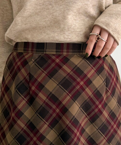 fredy emue（フレディエミュ）の「チェックミディスカート（スカート・レディース・ブラウン系その他/グリーン系その他/ブルー系その他・38）」の18枚目の写真