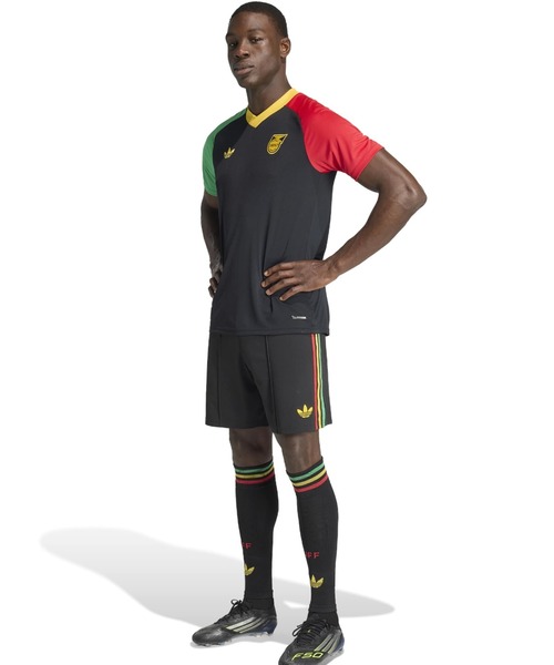 adidas(アディダス)の「adidas JAMAICA 26 X BOB MARLEY AWAY PRE MATCH JERSEY / アディダス ジャマイカ26 × ボブマーリー アウェイ プレマッチ ジャージ(ジャージ・メンズ・ブラック・L/S/XXL/XL/M)」の11枚目の写真