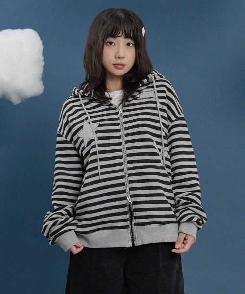 WaiKei（ワイケイ）の「スタードルフィンチェックアプリケフードジップアップアイボリー（パーカー・レディース・その他・1/2）」の9枚目の写真