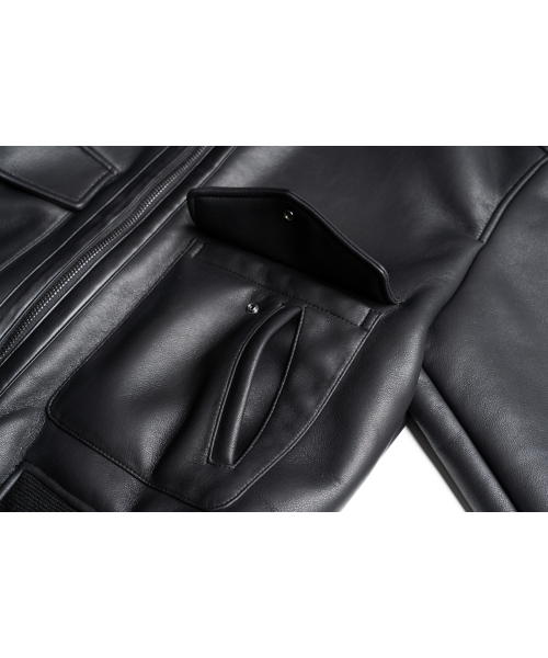 CONNECT KINLOCH（コネクトキンロック）の「A-2 ムートンボンバージャケット [ブラック]（ムートンコート・メンズ・ブラック・LARGE/MEDIUM/SMALL）」の5枚目の写真