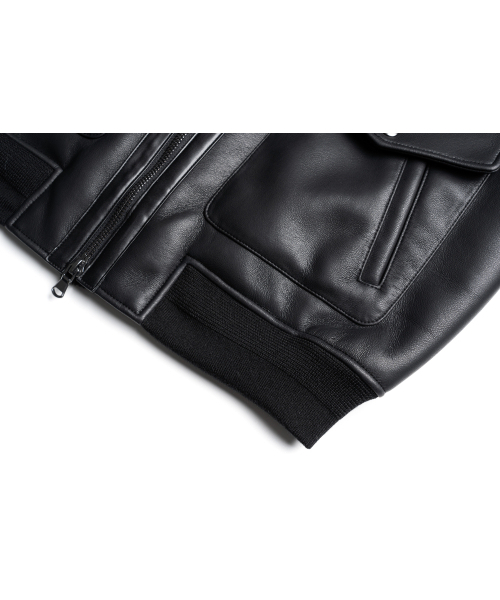 CONNECT KINLOCH（コネクトキンロック）の「A-2 ムートンボンバージャケット [ブラック]（ムートンコート・メンズ・ブラック・LARGE/MEDIUM/SMALL）」の8枚目の写真