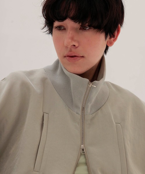 DRESSLAVE(ドレスレイブ)の「nylon short blouson(ナイロンショートブルゾン)(ブルゾン・レディース・カーキ/ホワイト・38)」の9枚目の写真