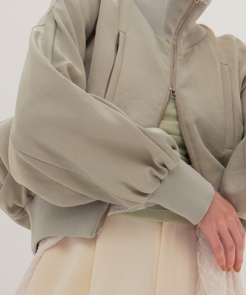 DRESSLAVE(ドレスレイブ)の「nylon short blouson(ナイロンショートブルゾン)(ブルゾン・レディース・カーキ/ホワイト・38)」の10枚目の写真