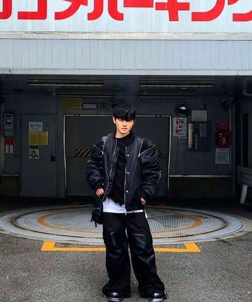 SCHISM INDUCING（スキズムインデューシング）の「ZIP BOMBER BLACK（ブルゾン・レディース・その他・MEDIUM/LARGE）」の2枚目の写真