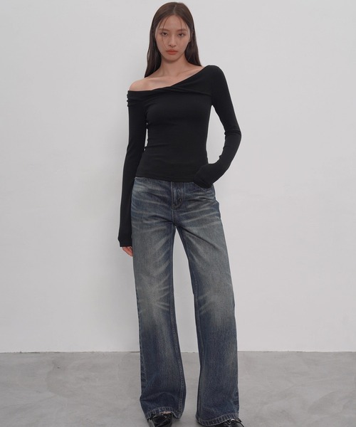 EIGHTHMONTH(エイスマンス)の「オフショルダーツイストトップスEM25a154【EIGHTHMONTH】(Tシャツ/カットソー・レディース・ブラック/ダークブラウン・M/S)」の17枚目の写真
