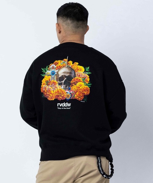 reversal.dogi.design.works(リバーサル・ドーギ・デザイン・ワークス)の「<reversal/リバーサル>MARIGOLD SKULL OVER SIZE CREW NECK(スウェット・メンズ・ライトグレー/ブラック・MEDIUM/LARGE/X-LARGE)」の1枚目の写真
