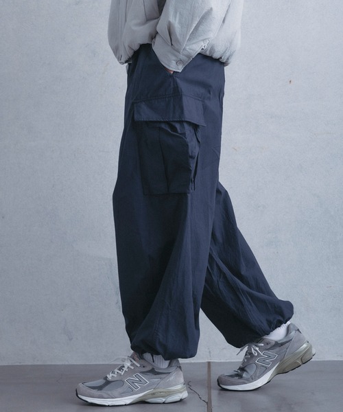 +phenix（プラスフェニックス）の「【WEB・直営店限定】+phenix(プラスフェニックス)WIDE CARGO PANTS ワイド カーゴ パンツ（カーゴパンツ・メンズ・ブラック・M）」の3枚目の写真