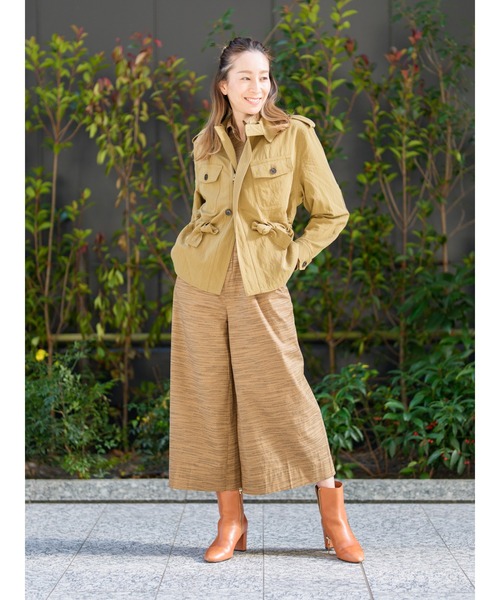 Banana Republic(バナナリパブリック)の「ライトウェイト ユーティリティ ジャケット(その他アウター・レディース・ブラック/ベージュ・XS/S/M/L)」の3枚目の写真