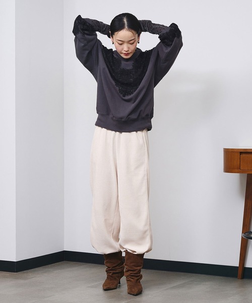 ROSE BUD（ローズバッド）の「LACE SWEAT（スウェット・レディース・オレンジ/オフホワイト/チャコールグレー・ONE SIZE）」の21枚目の写真