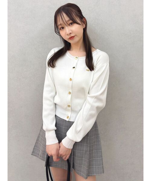 dazzlin(ダズリン)の「プレートシンプルカーディガン(カーディガン/ボレロ・レディース・イエロー/オフホワイト/グレー/ネイビー/ブラック・FREE)」の11枚目の写真