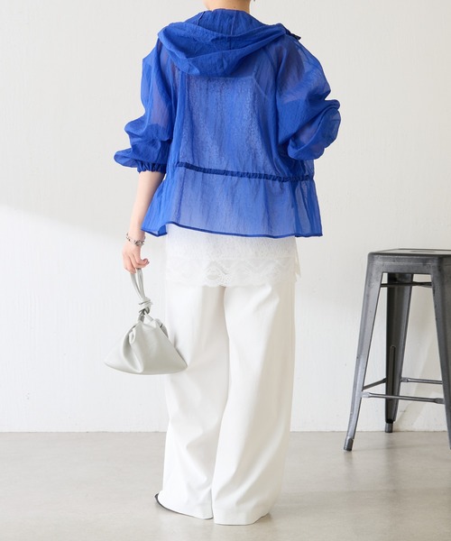 COLLAGE GALLARDAGALANTE（コラージュガリャルダガランテ）の「リップストップシアーパーカー（マウンテンパーカー・レディース・ブルー/ホワイト・FREE）」の18枚目の写真