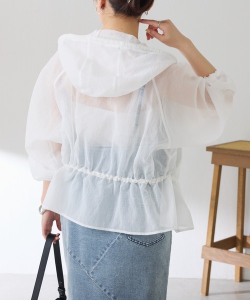 COLLAGE GALLARDAGALANTE（コラージュガリャルダガランテ）の「リップストップシアーパーカー（マウンテンパーカー・レディース・ブルー/ホワイト・FREE）」の6枚目の写真