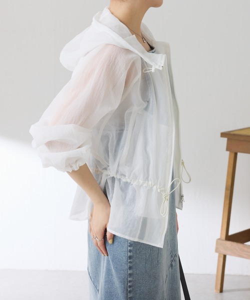 COLLAGE GALLARDAGALANTE（コラージュガリャルダガランテ）の「リップストップシアーパーカー（マウンテンパーカー・レディース・ブルー/ホワイト・FREE）」の7枚目の写真