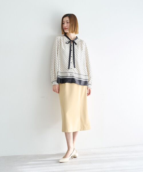 YECCA VECCA(イェッカヴェッカ)の「ドットパネル柄リボンブラウス(シャツ/ブラウス・レディース・アイボリー/ブラック・FREE)」の13枚目の写真
