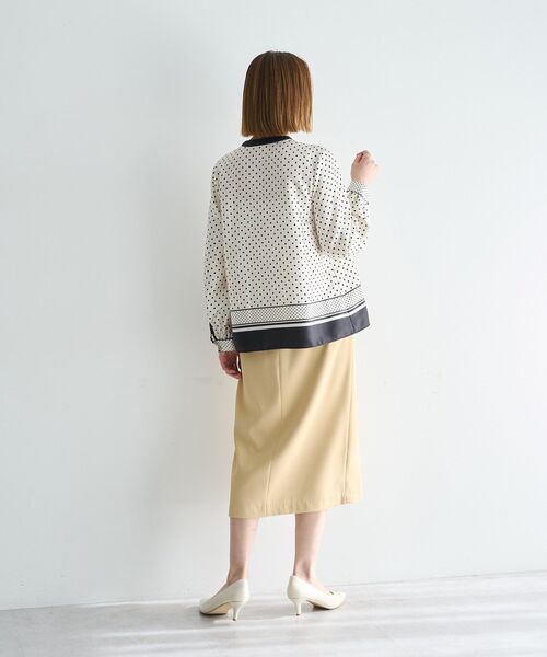 YECCA VECCA(イェッカヴェッカ)の「ドットパネル柄リボンブラウス(シャツ/ブラウス・レディース・アイボリー/ブラック・FREE)」の17枚目の写真