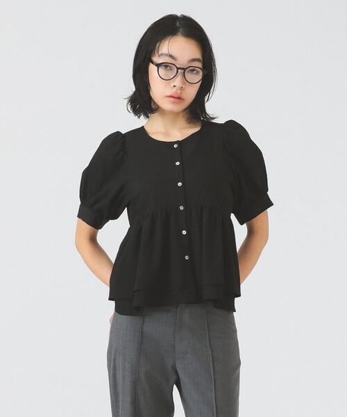 Ray BEAMS(レイビームス)の「【8/6 再値下げ】ティアード 2Way パフ スリーブ ブラウス 26SS 五分袖 パフスリーブ 通勤 通学 オフィスカジュアル 洗える(シャツ/ブラウス・レディース・ブラック/ホワイト/ダークブラウン・ONE SIZE)」の2枚目の写真