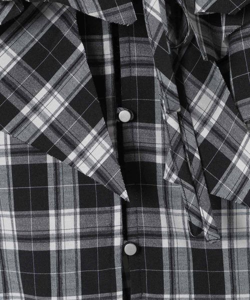 JEANASIS(ジーナシス)の「ポインテッドフリルブラウス/663862(シャツ/ブラウス・レディース・ブラック系その他/ブルー系その他/ブラック/ホワイト・FREE)」の6枚目の写真