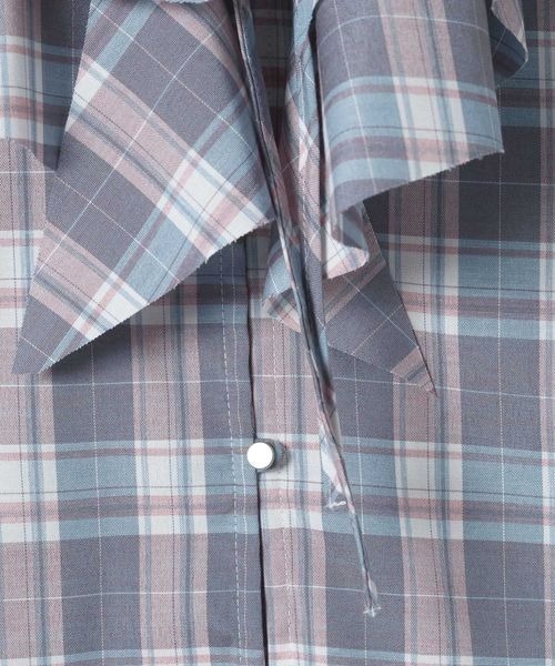 JEANASIS(ジーナシス)の「ポインテッドフリルブラウス/663862(シャツ/ブラウス・レディース・ブラック系その他/ブルー系その他/ブラック/ホワイト・FREE)」の7枚目の写真