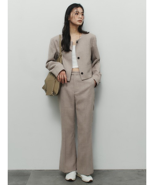 anuans（アニュアンス）の「クルーコンパクトジャケット（ノーカラージャケット・レディース・ダークネイビー/アイボリー/ベージュ・MEDIUM/SMALL）」の6枚目の写真