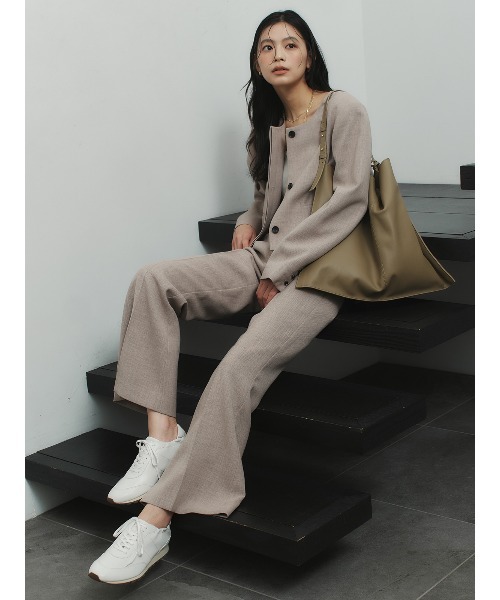 anuans（アニュアンス）の「クルーコンパクトジャケット（ノーカラージャケット・レディース・ダークネイビー/アイボリー/ベージュ・MEDIUM/SMALL）」の13枚目の写真