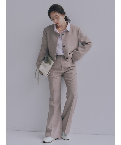 anuans（アニュアンス）の「クルーコンパクトジャケット（ノーカラージャケット・レディース・ダークネイビー/アイボリー/ベージュ・MEDIUM/SMALL）」の16枚目の写真