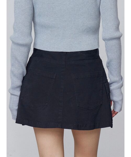 EMODA(エモダ)の「レイヤードボックススカートパンツ(スカート・レディース・ブラック/カーキ・SMALL/MEDIUM)」の8枚目の写真