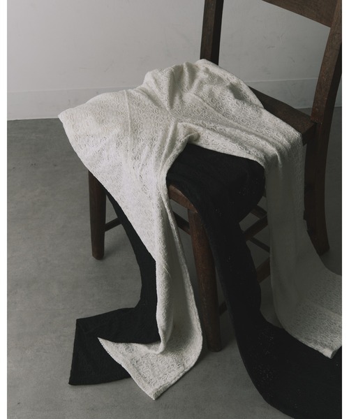 kiehtova（キエトヴァ）の「【kiehtova】LACE TEXTURE FLARE PANTS/レーステクスチャーフレアパンツ（その他パンツ・レディース・ホワイト/ブラック・FREE）」の7枚目の写真