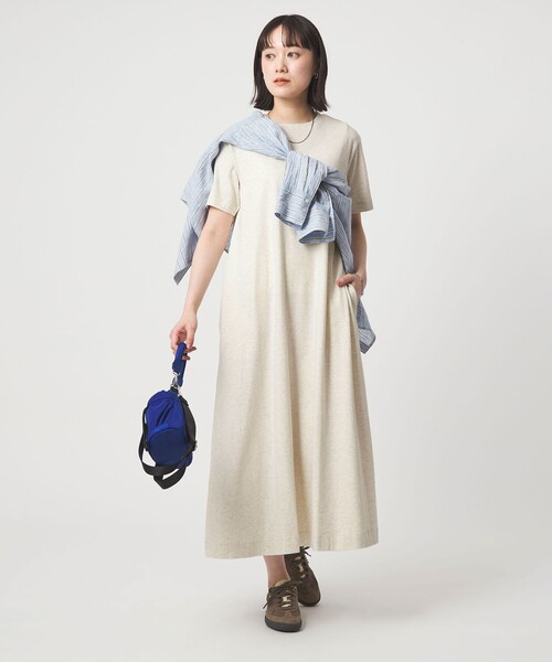 Champion（チャンピオン）の「【別注】＜Champion＞ショートスリーブ フレア Tシャツ ワンピース（ワンピース・レディース・ブラック/ネイビー/ナチュラル・FREE）」の3枚目の写真