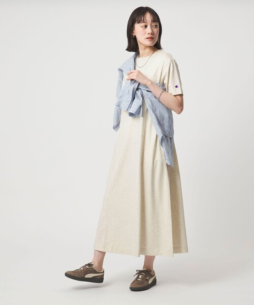 Champion（チャンピオン）の「【別注】＜Champion＞ショートスリーブ フレア Tシャツ ワンピース（ワンピース・レディース・ブラック/ネイビー/ナチュラル・FREE）」の8枚目の写真