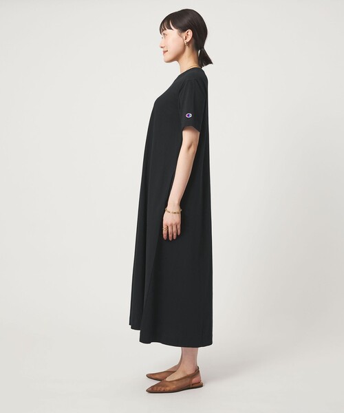 Champion（チャンピオン）の「【別注】＜Champion＞ショートスリーブ フレア Tシャツ ワンピース（ワンピース・レディース・ブラック/ネイビー/ナチュラル・FREE）」の14枚目の写真